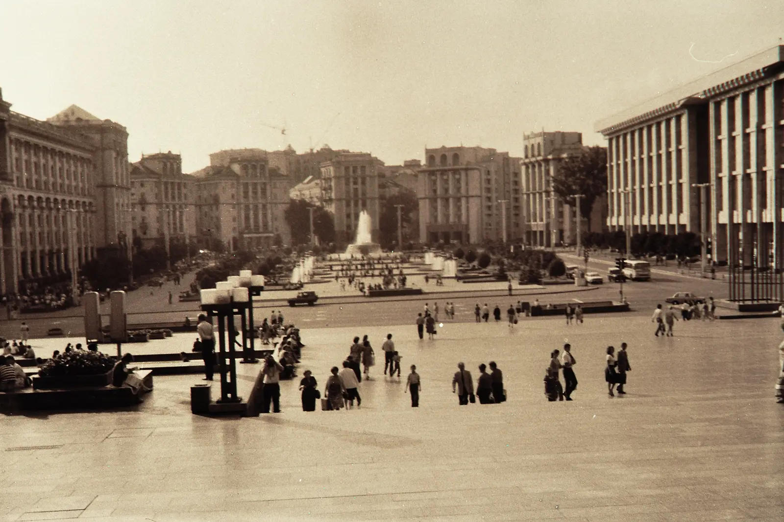 The domed Kiev State Circus building at midday