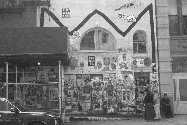 New York street scene